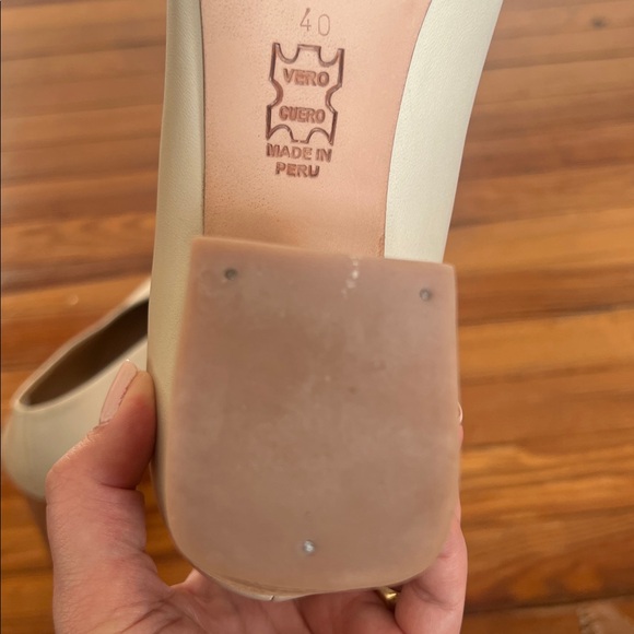 Huma Blanco "The Gabi" Leather Block Heel Pumps Bone/Light Cream - EU Size 40 - Picture 10 of 13